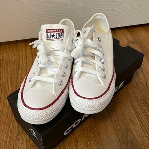 Brand new in box white chuck taylor converse